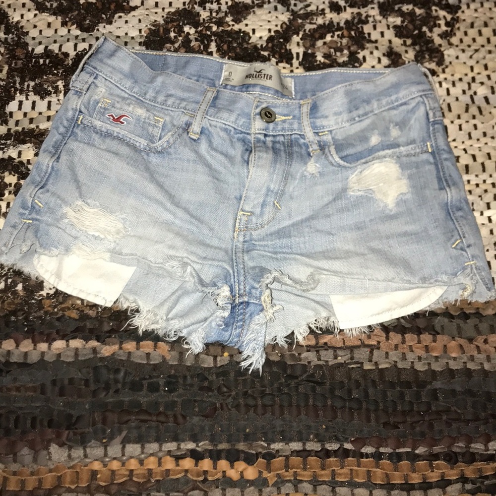 Hollister high waisted shorts